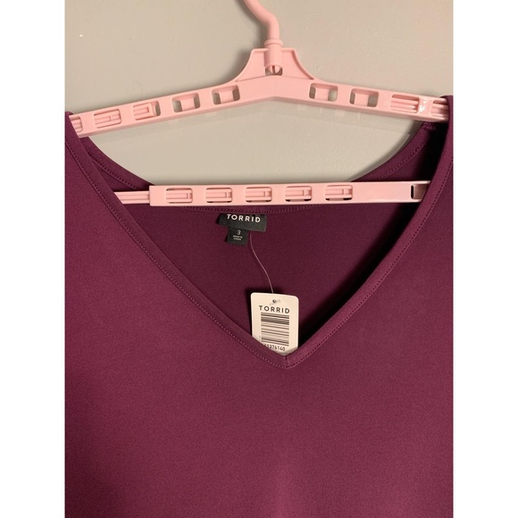 NWT Torrid Studio Knit‎ V-Neck Puff Long Sleeve Top 1X - Picture 4 of 12